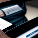 Ilustrasi proses pembayaran QRIS menggunakan smartphone