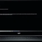 layar laptop menampilkan aplikasi winbox dengan daftar mangle berwarna warni pada menu firewall mikrotik